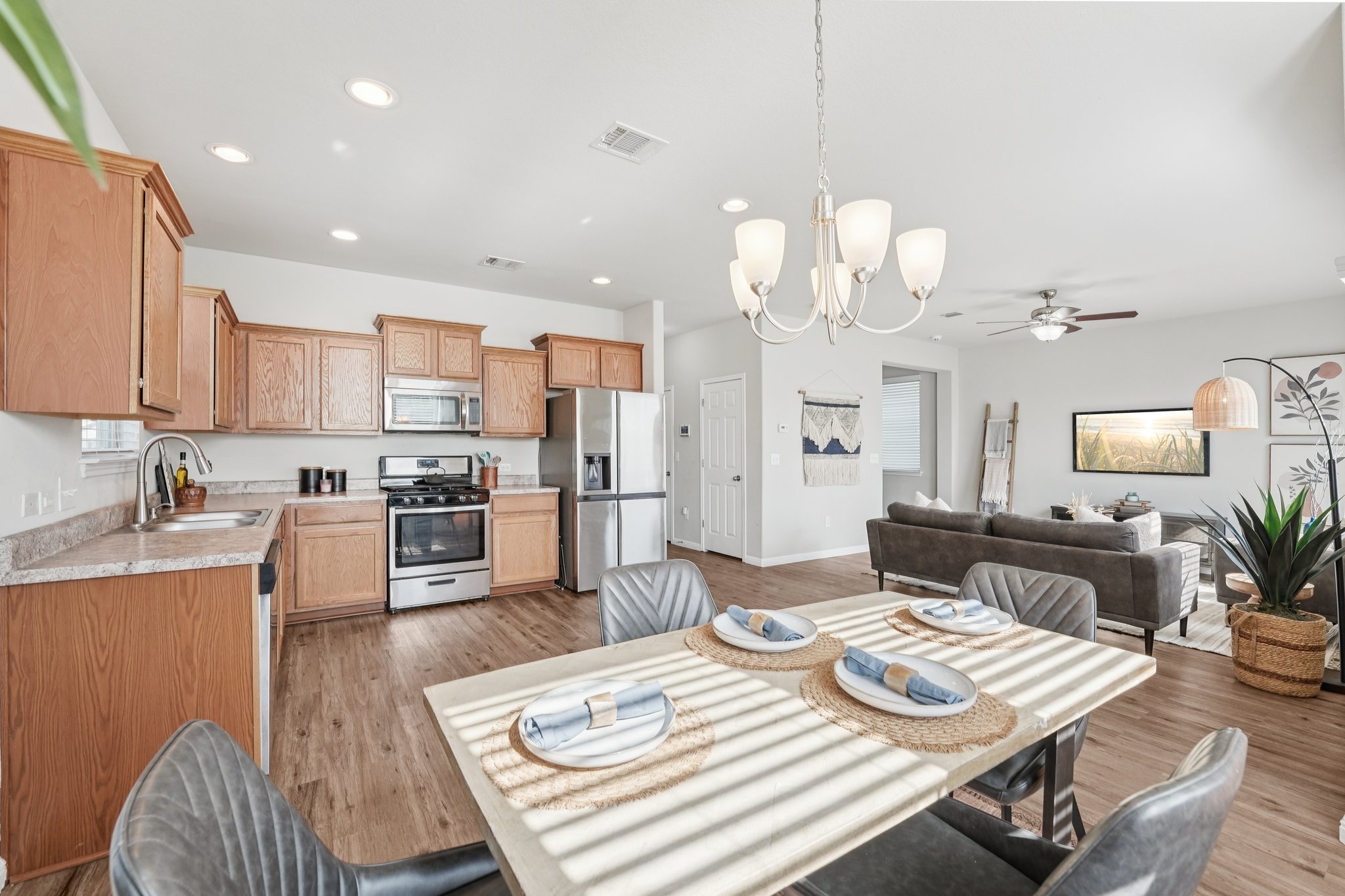 Twisted Oaks Ln-S1107-014.jpg
