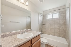 Twisted Oaks Ln-S1107-022.jpg