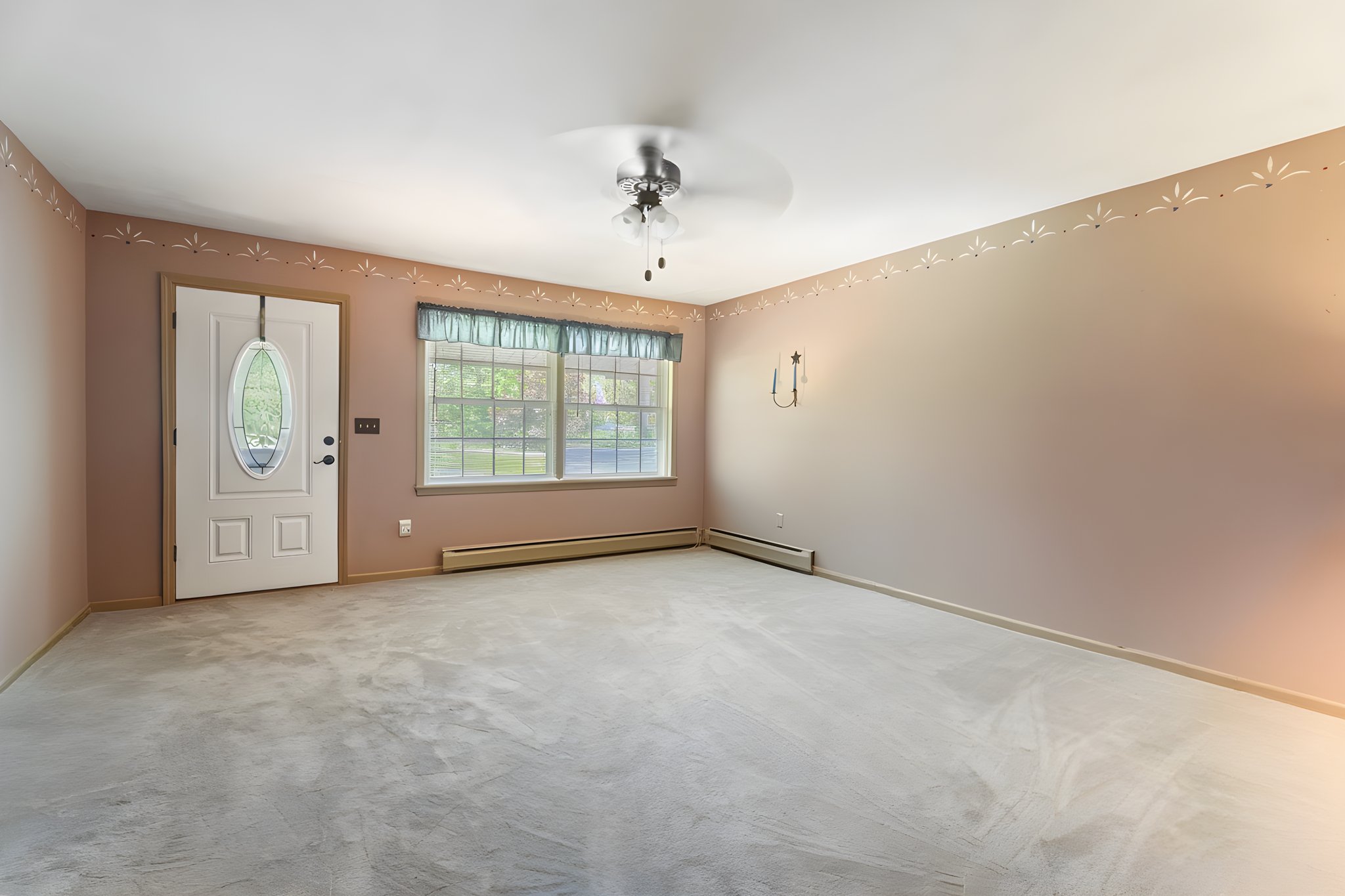 AHM00022 furniture removed.jpeg