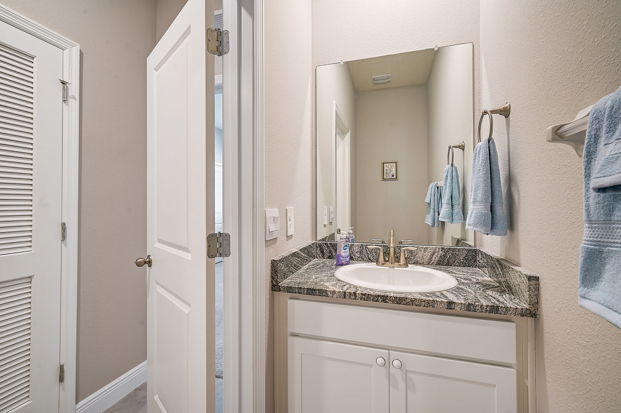 5282 Grove Mill Loop-22