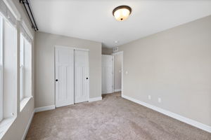  Photo 31