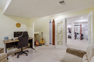  Photo 32