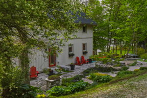  Photo 49