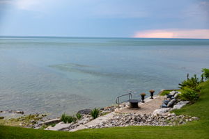  Photo 44