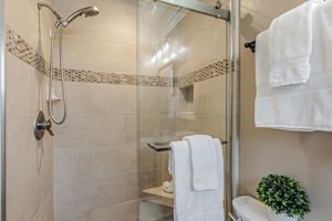 028_5284 Herbert Dr