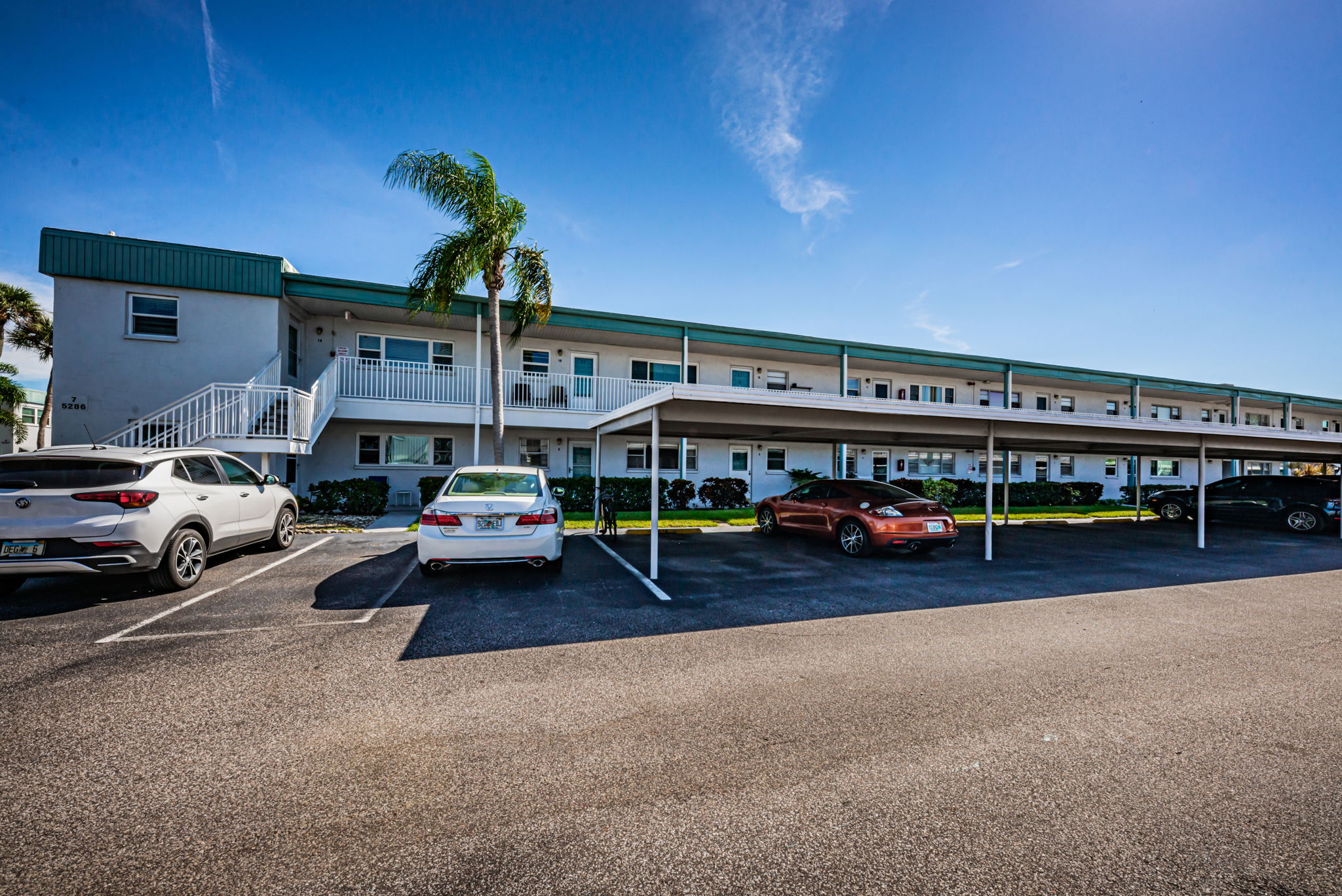 Front Exterior2