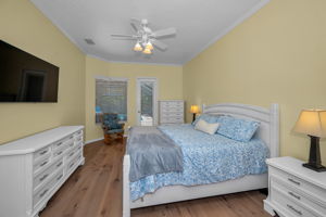 Primary Bedroom1a