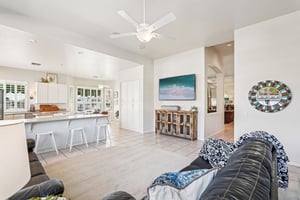 W Quail Ave-S2802-015.jpg