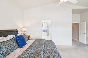 W Quail Ave-S2802-041.jpg