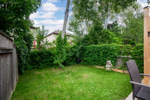  Photo 52