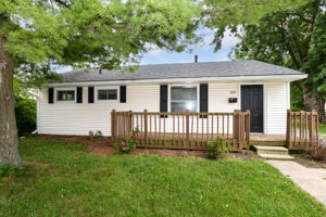  Photo 0