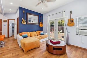 Olivewood Terrace-0905-006.jpg
