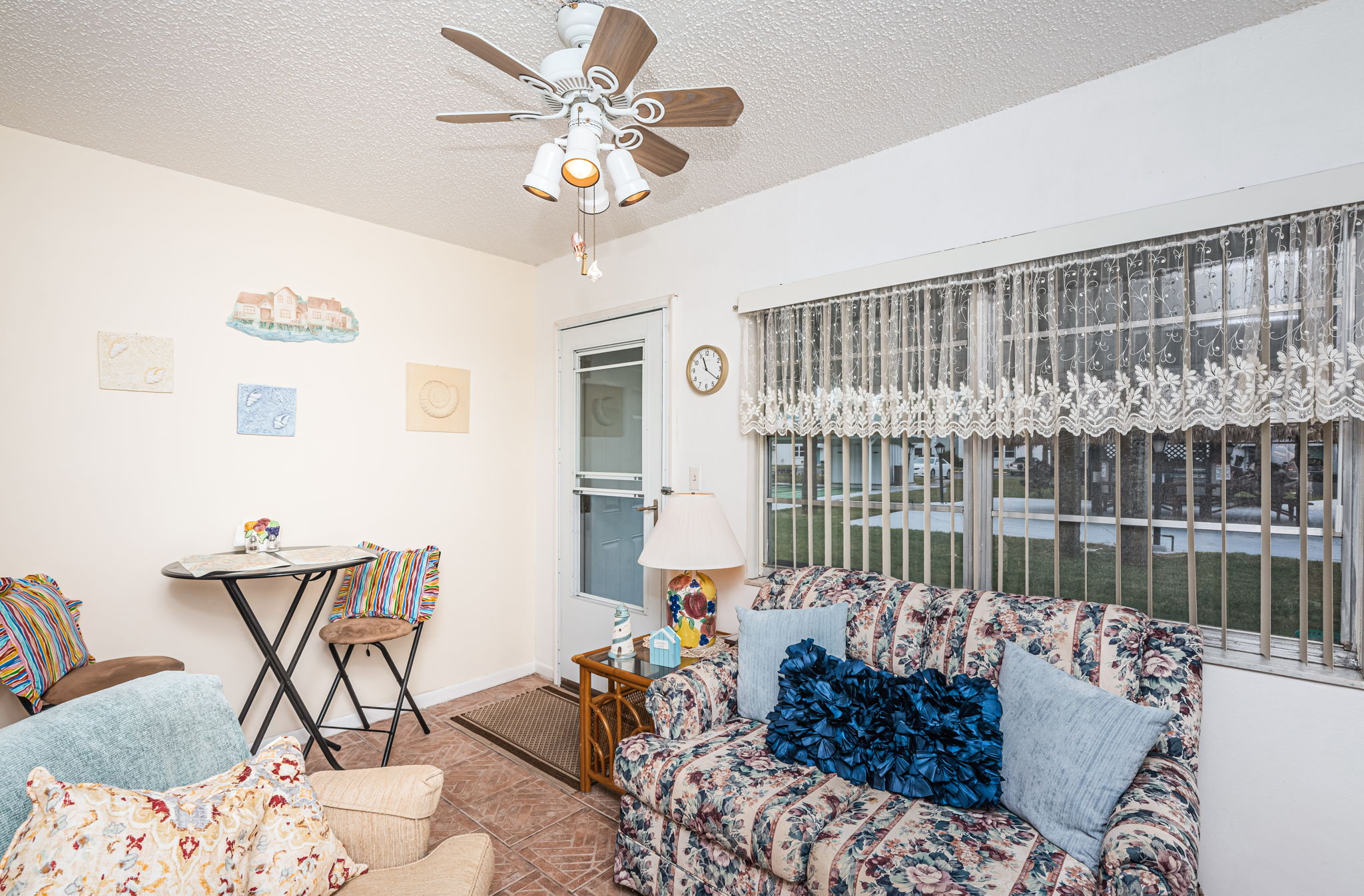Sunroom 1