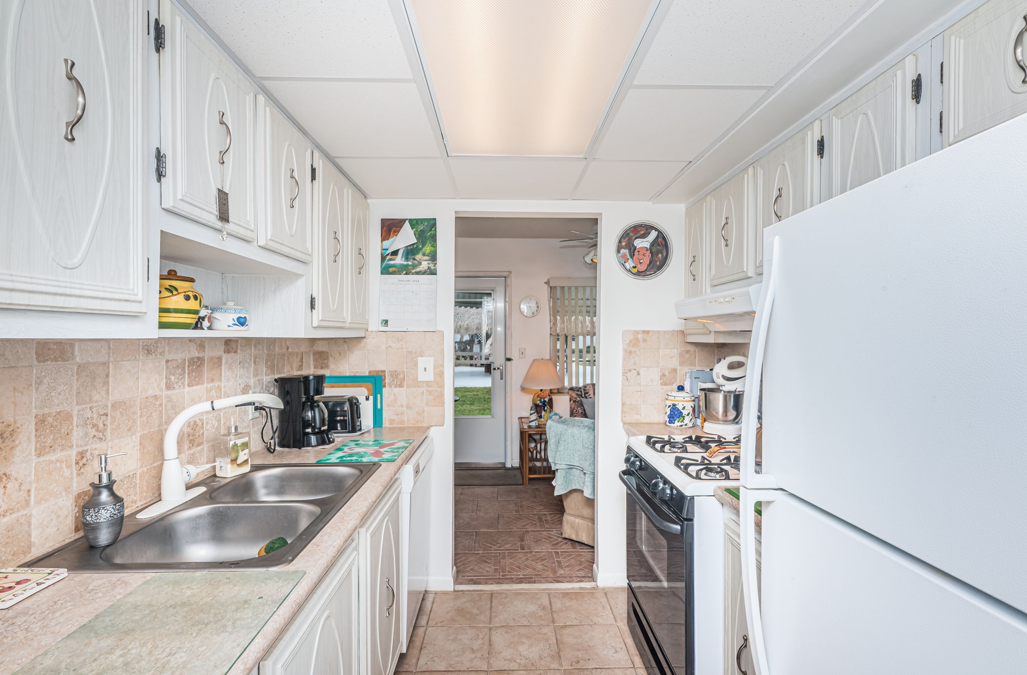 Kitchen 2
