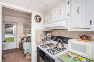 Kitchen 3