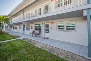 Front Exterior5