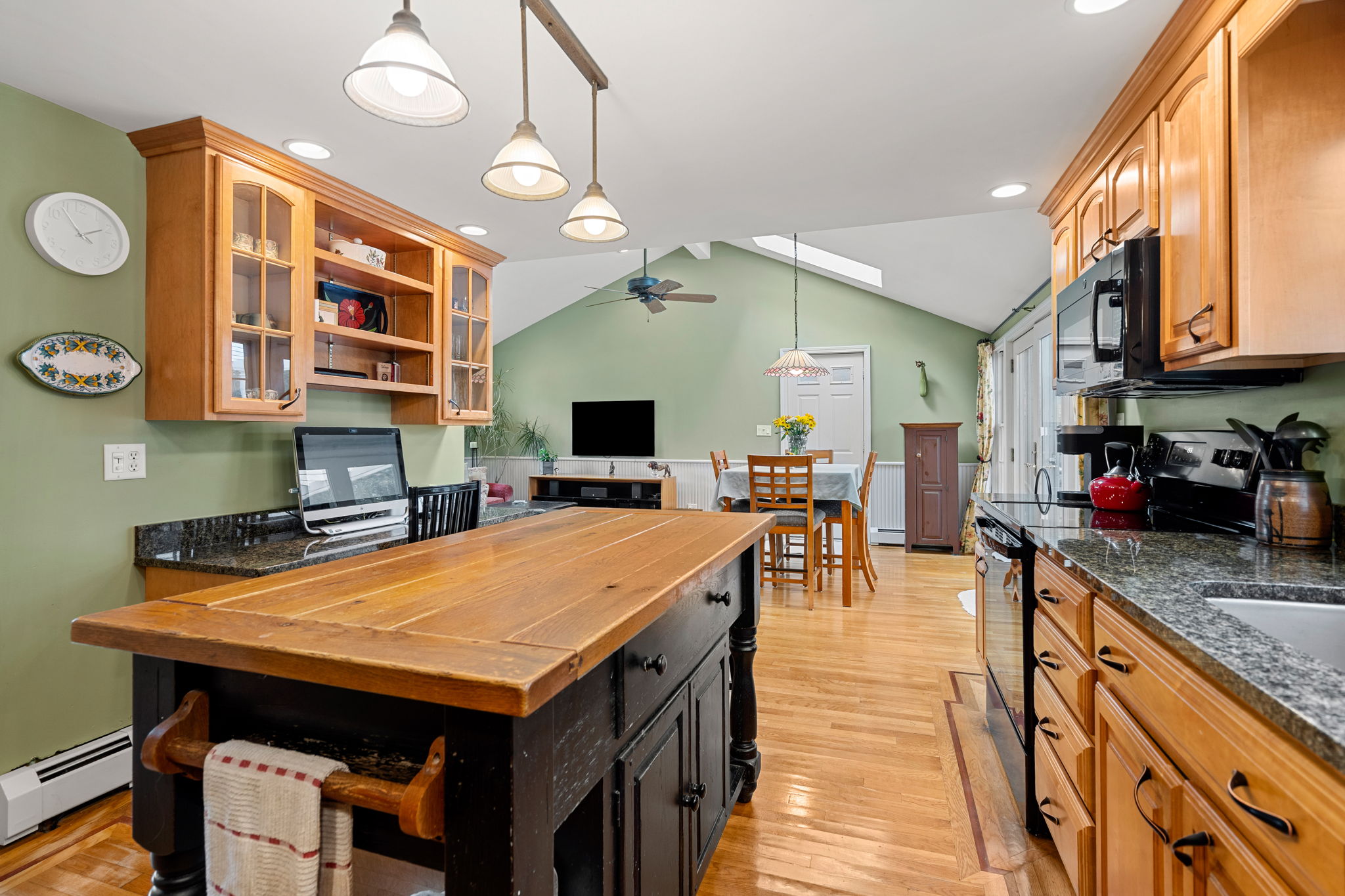 53 Centre St, Danvers, MA 01923, USA Photo 30