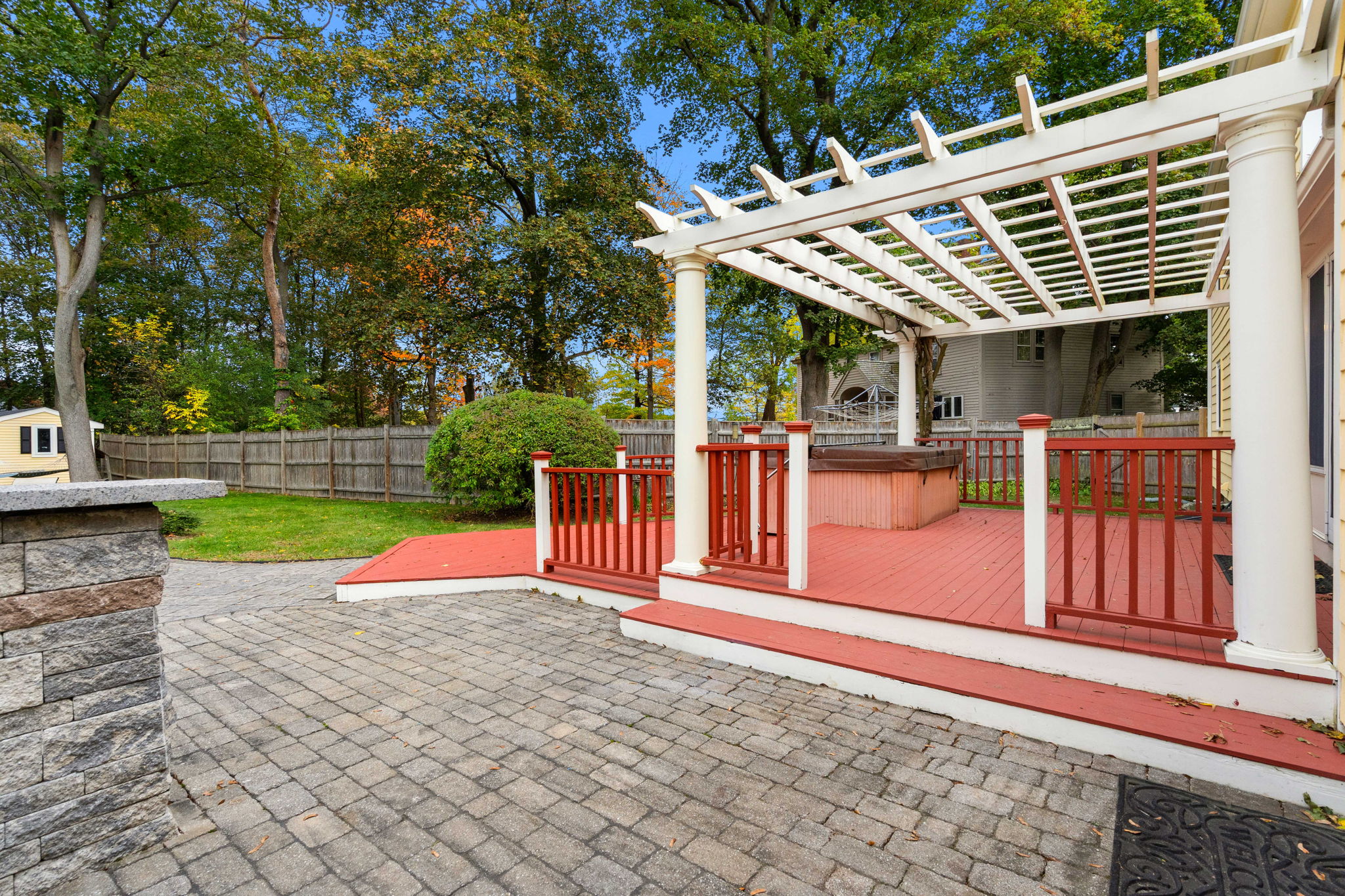 53 Centre St, Danvers, MA 01923, USA Photo 5