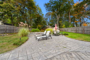 53 Centre St, Danvers, MA 01923, USA Photo 7