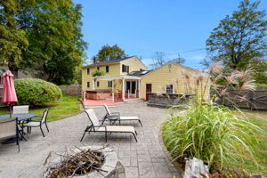 53 Centre St, Danvers, MA 01923, USA Photo 9