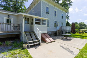  Photo 44