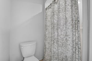  Photo 37