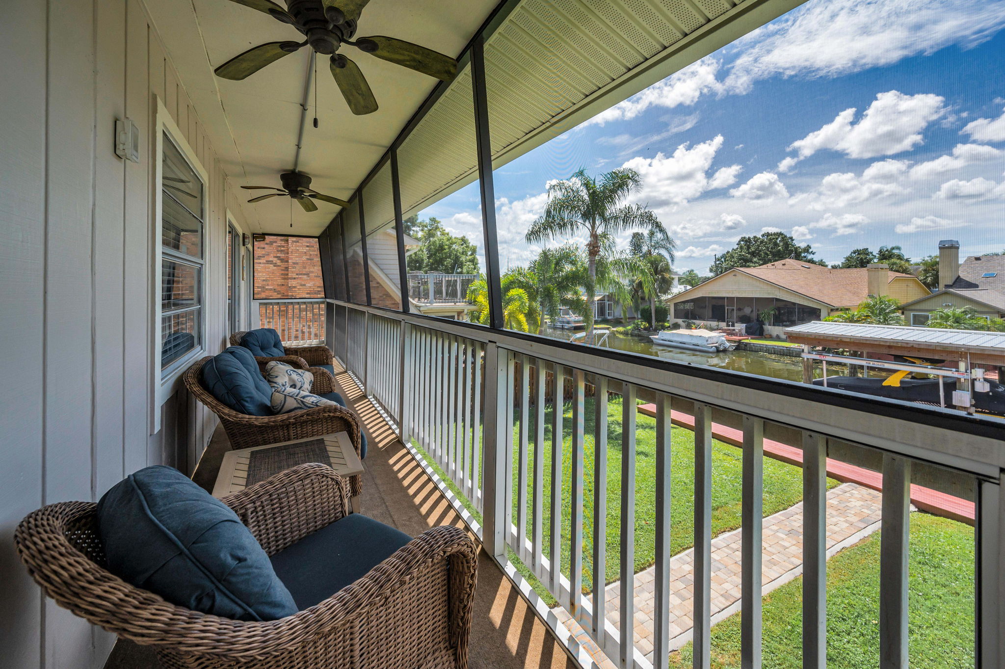 Balcony4