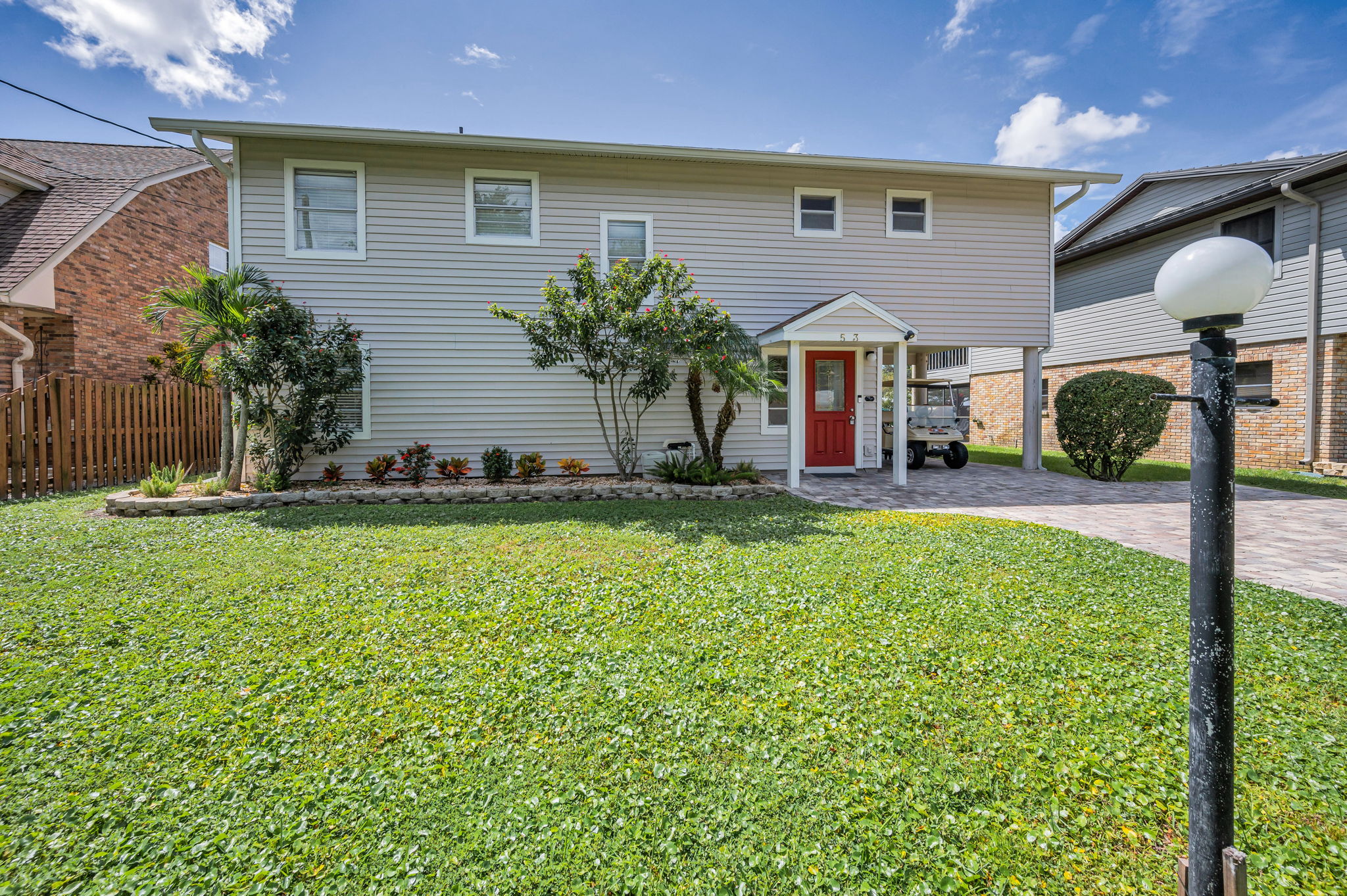 Front Exterior6