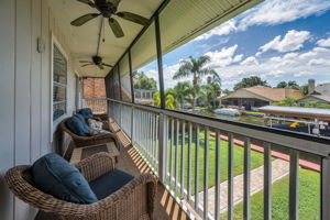 Balcony4