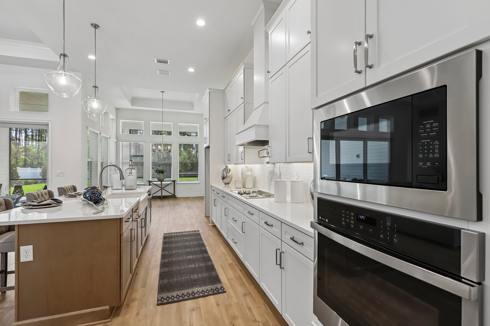 Glenbriar Court St-S2606-025.jpg