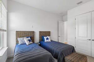 Glenbriar Court St-S2606-032.jpg