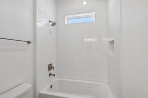 Glenbriar Court St-S2606-034.jpg