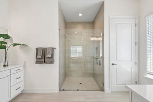 Glenbriar Court St-S2606-046.jpg