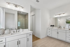 Glenbriar Court St-S2606-047.jpg