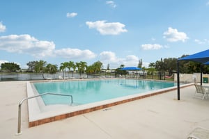 Grosbeak Ln-0312-908.jpg