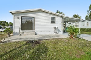 Grosbeak Ln-S0312-002.jpg