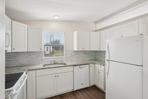 Grosbeak Ln-S0312-012.jpg