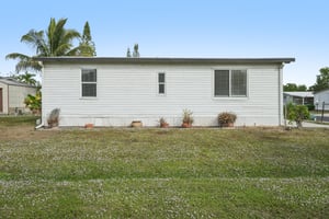 Grosbeak Ln-S0312-025.jpg