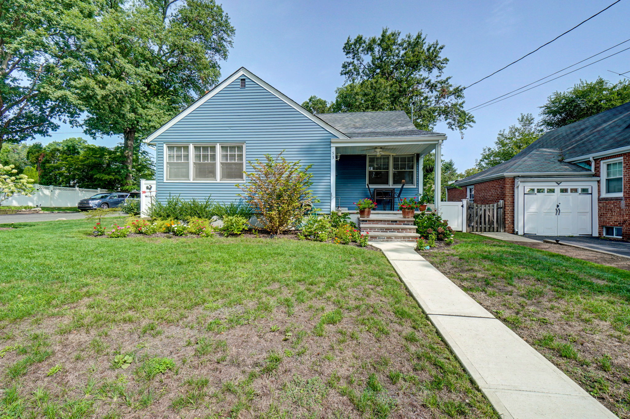 53 Grove St Waldwick NJ