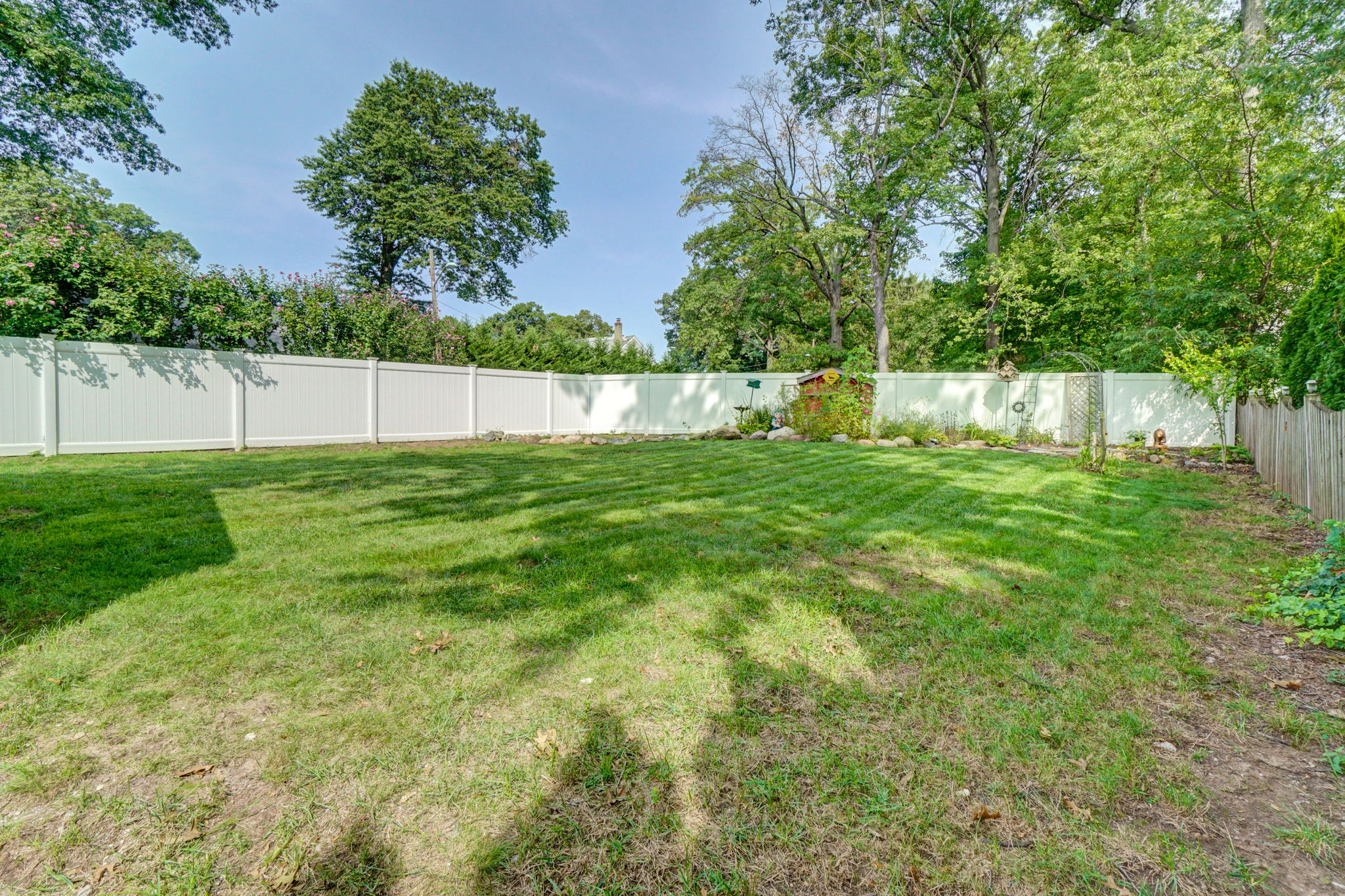 53 Grove St Waldwick NJ