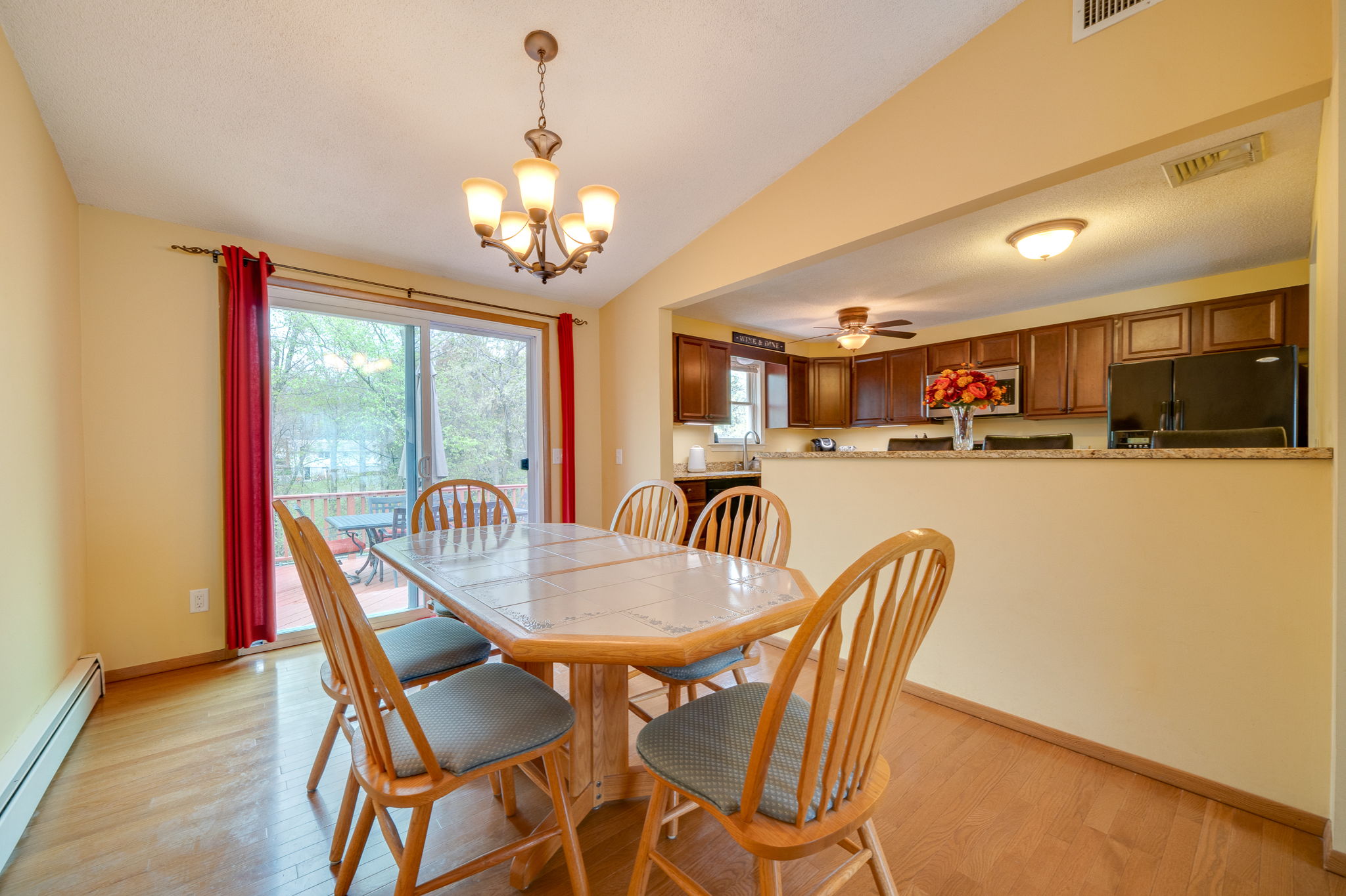 53 Hawks Nest Cir, Middletown, CT 06457 Ed McCullough Photography