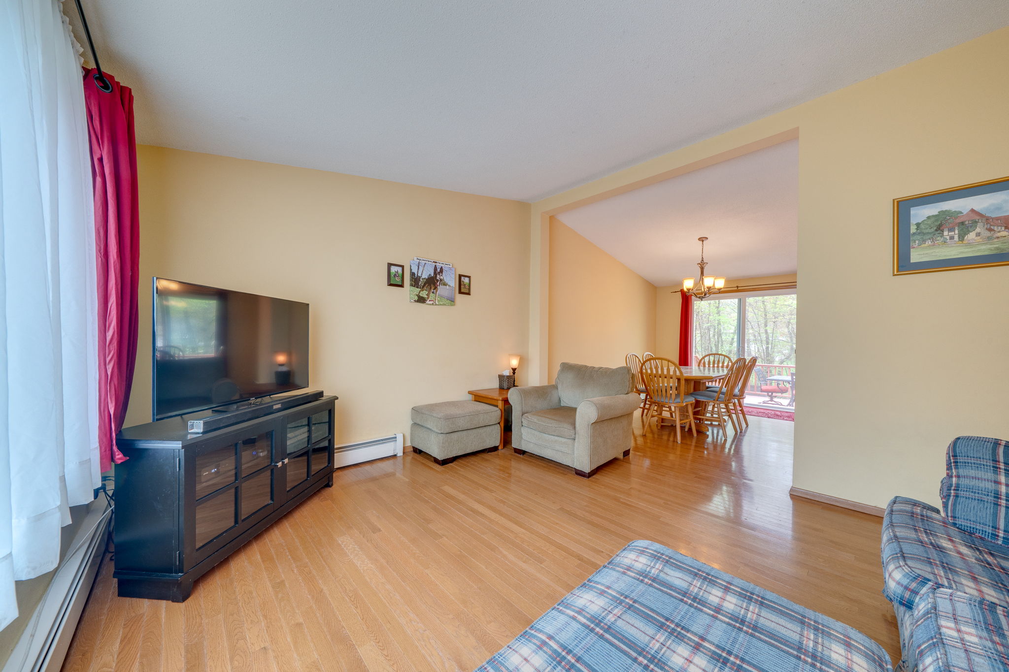 53 Hawks Nest Cir, Middletown, CT 06457 Ed McCullough Photography