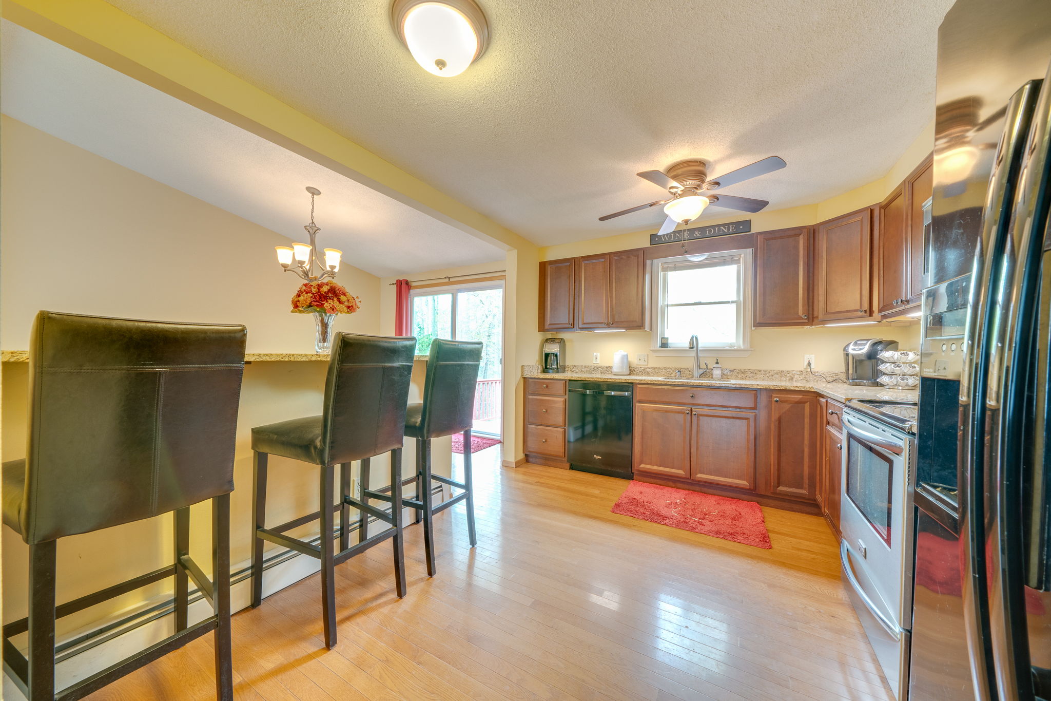 53 Hawks Nest Cir, Middletown, CT 06457 Ed McCullough Photography