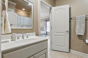 Photo 41