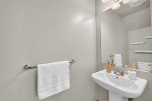  Photo 37