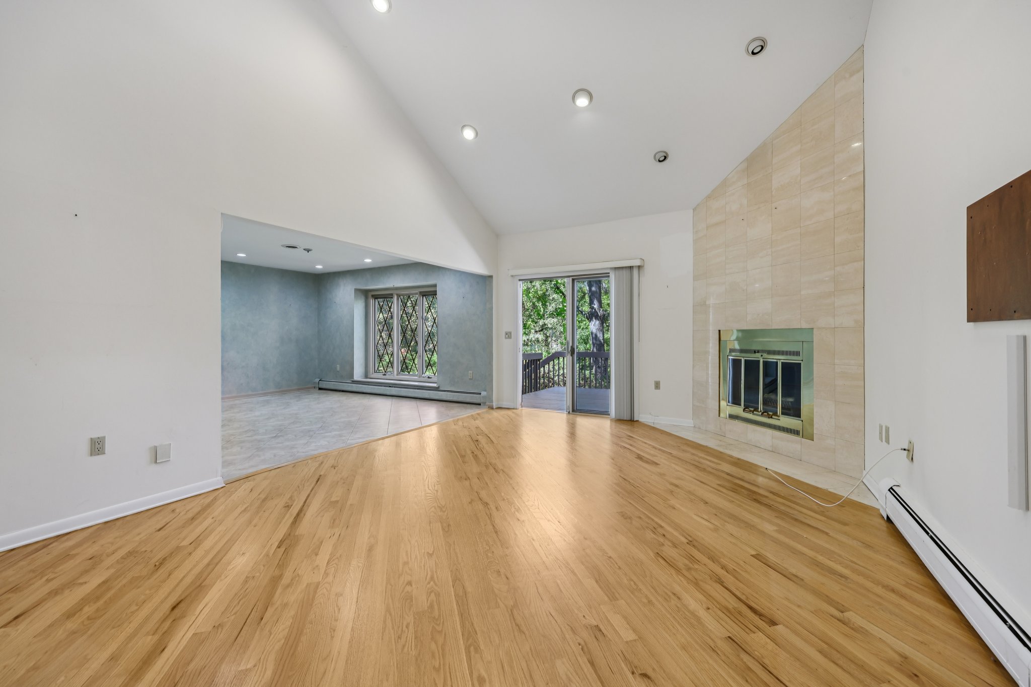 Ponds Cir-S1209-007.jpg