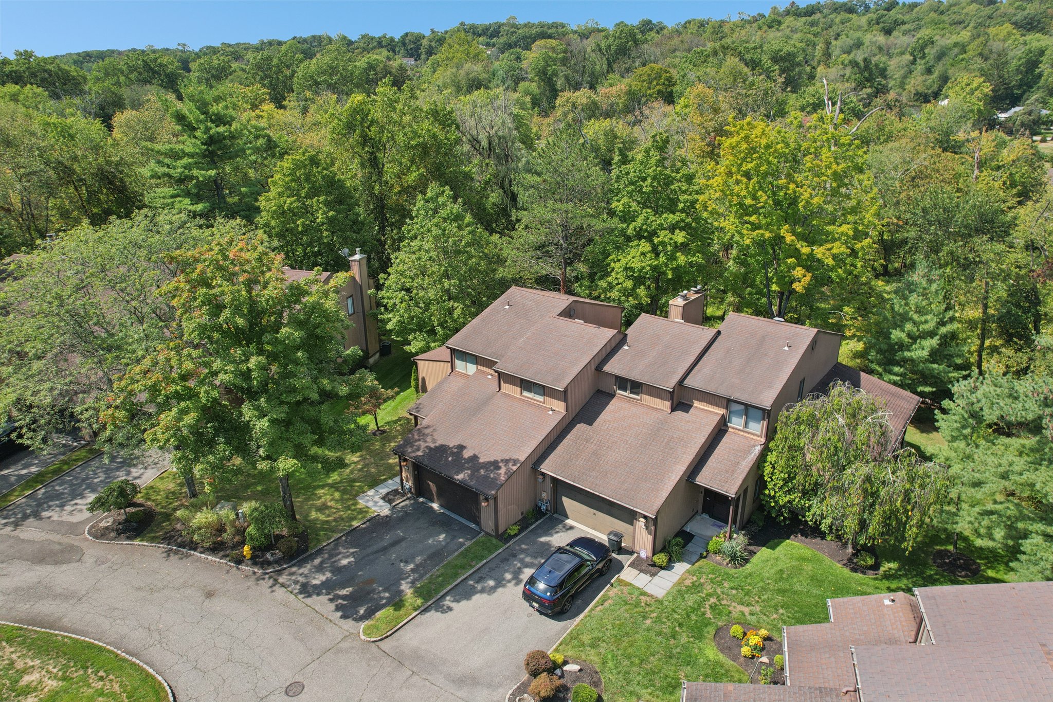 Ponds Cir-S1209-049.jpg