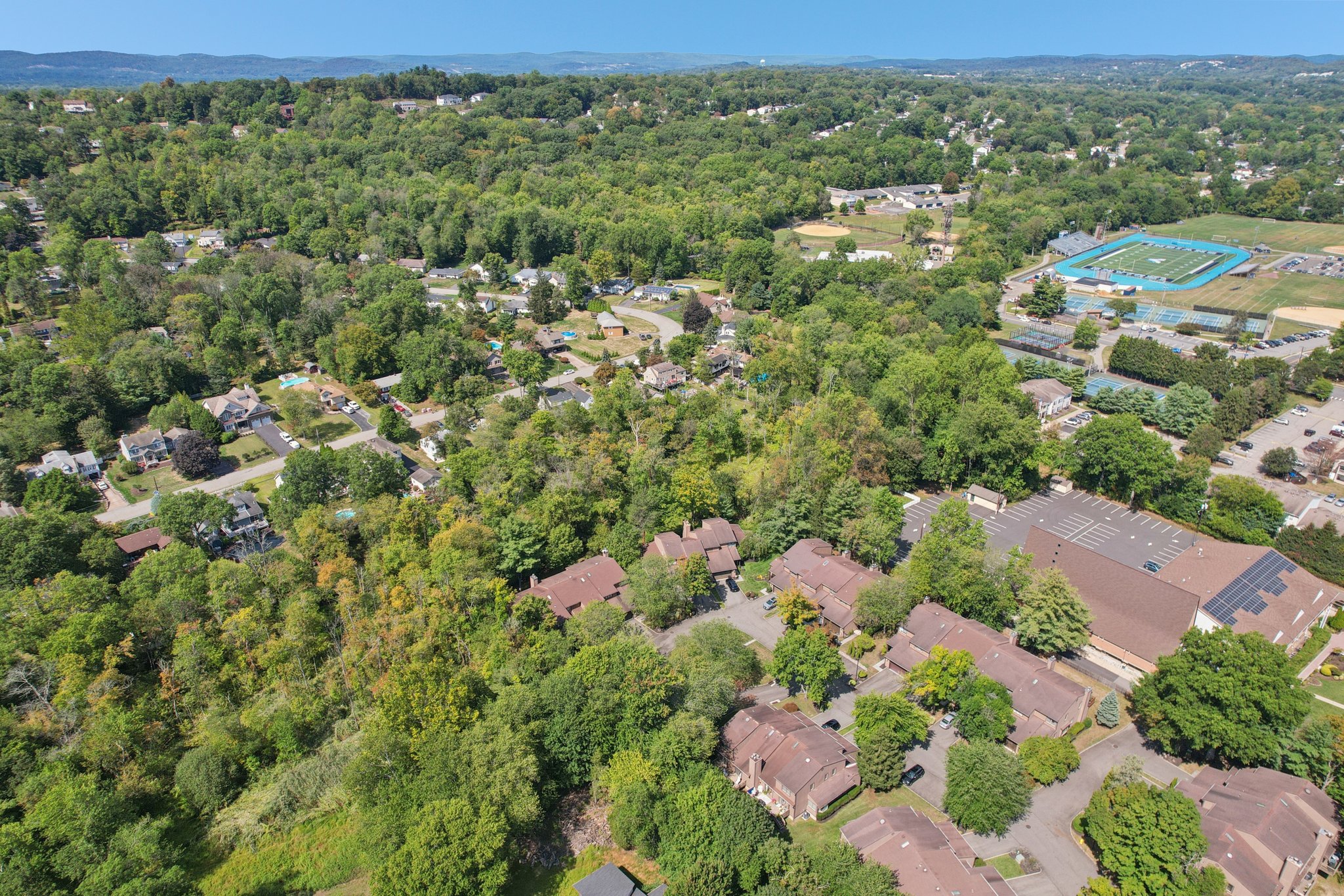 Ponds Cir-S1209-056.jpg