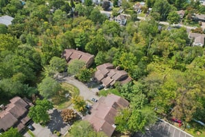 Ponds Cir-S1209-054.jpg