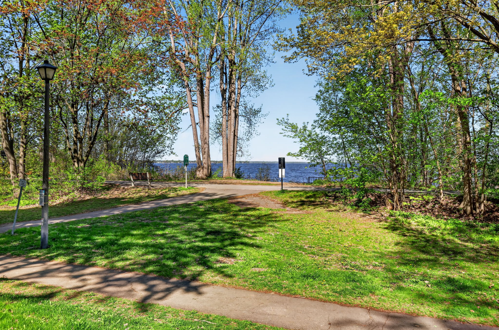  Photo 75